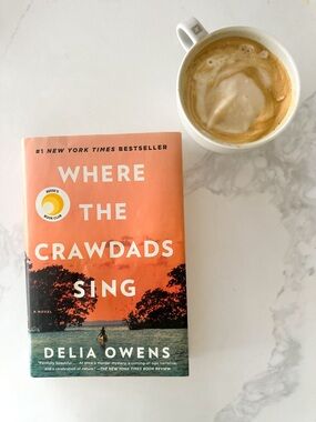Where the Crawdads Sing by Delia Owens Bestseller | BookTok Favourite | Like New